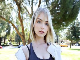 ロスでN●Lのチアリーダーをナンパしたらアジア人好きのヤリマンだった!!リリー(29) サンプル動画サムネイル